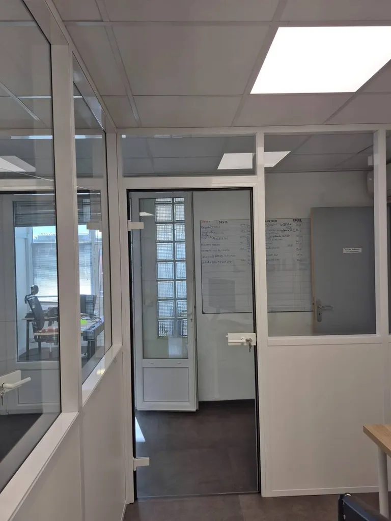 Cloisons de bureau-Vitrées sur allège-VITROLLES