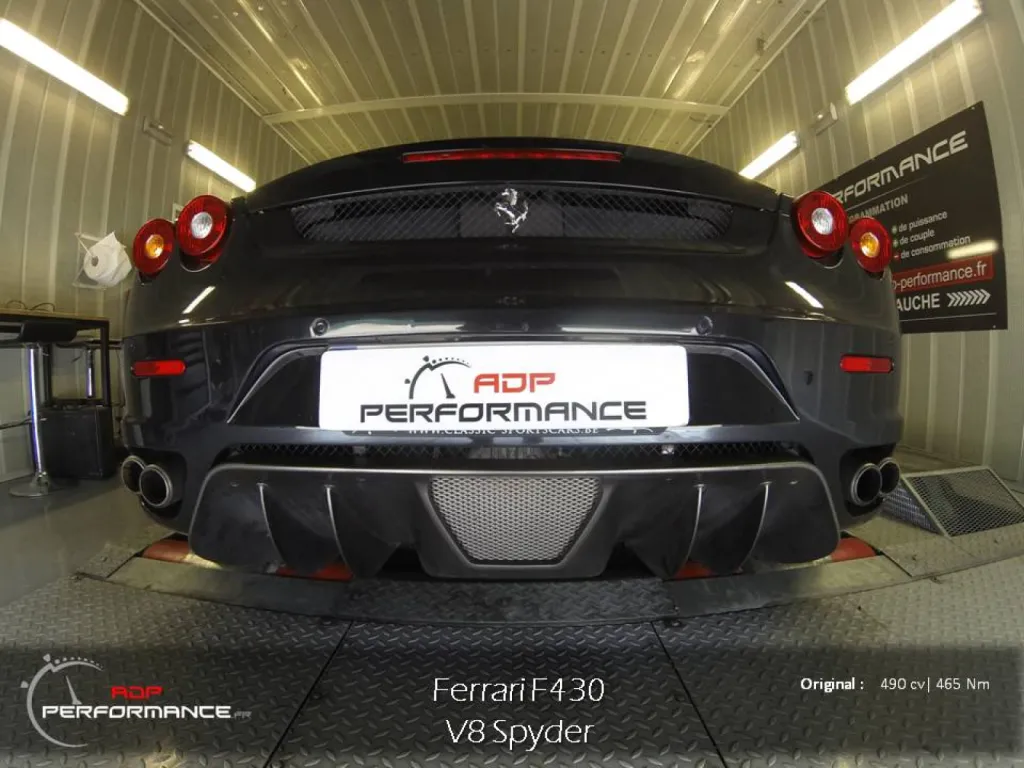 Ligne d'échappement haut de gamme Ferrari