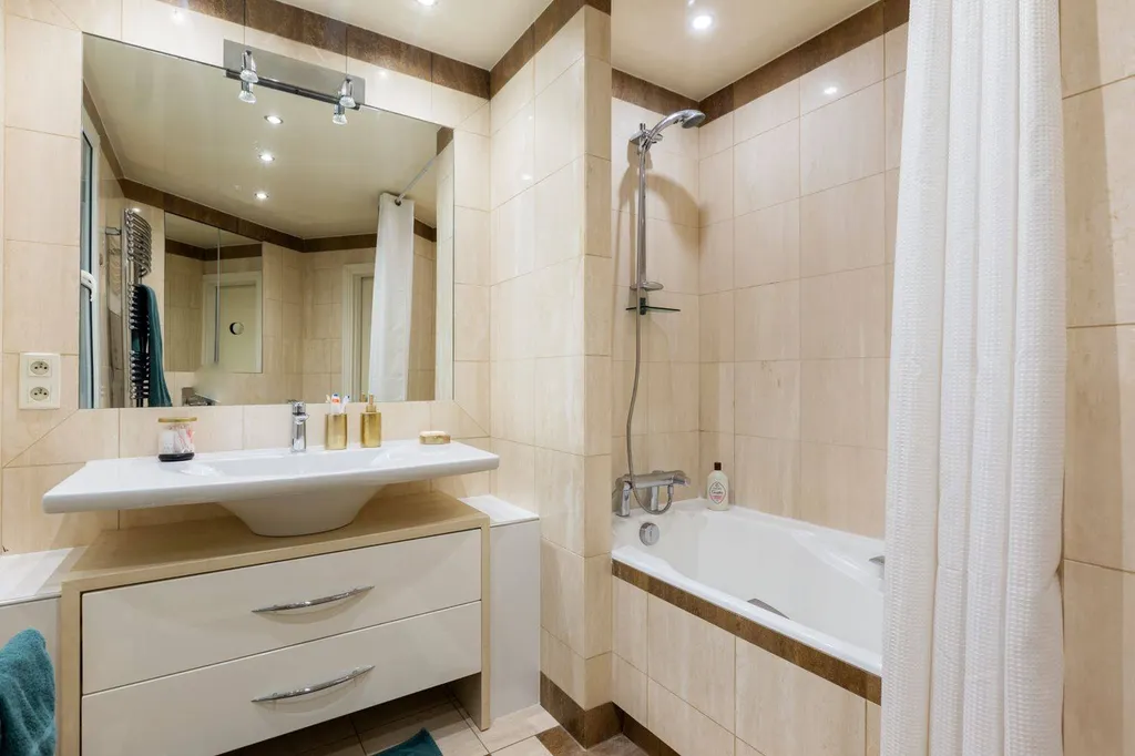 A vendre 3 Pièces 88 m² Paris 75003