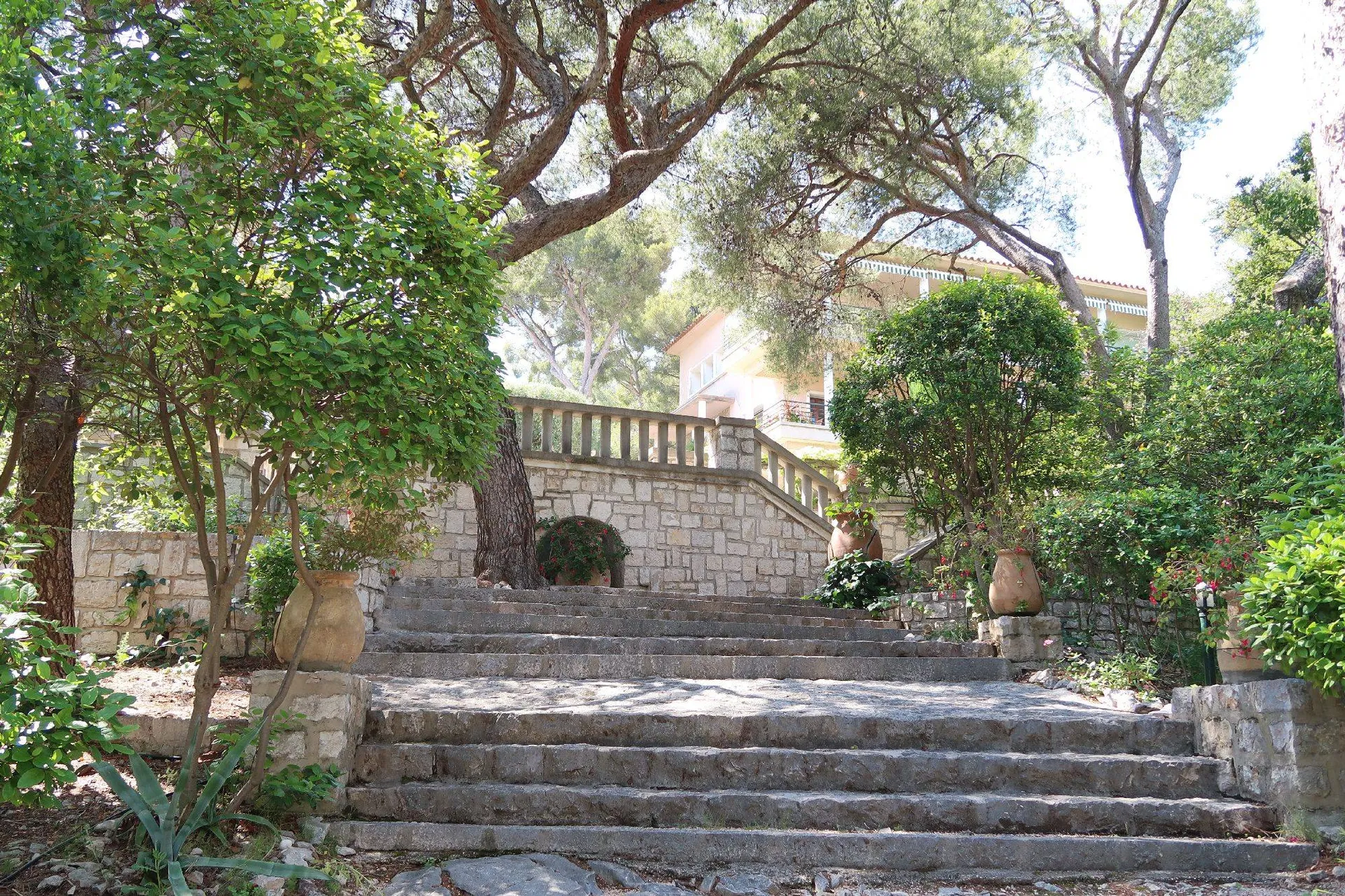 Cassis appartement à vendre avec garage en option