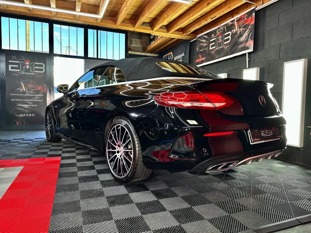 film de protection carrosserie PPF Lyon traitement céramique carrosserie traitement céramique des jantes Mercedes C43 AMG cabriolet 