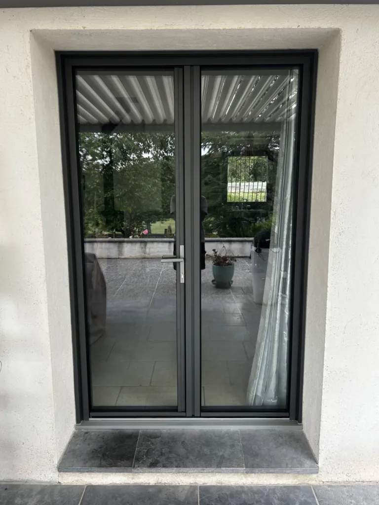 pose de menuiseries aluminium sur mesure bouches du rhone 