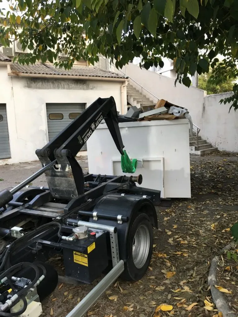 Jeter et recycler ses encombrants Arles Avignon