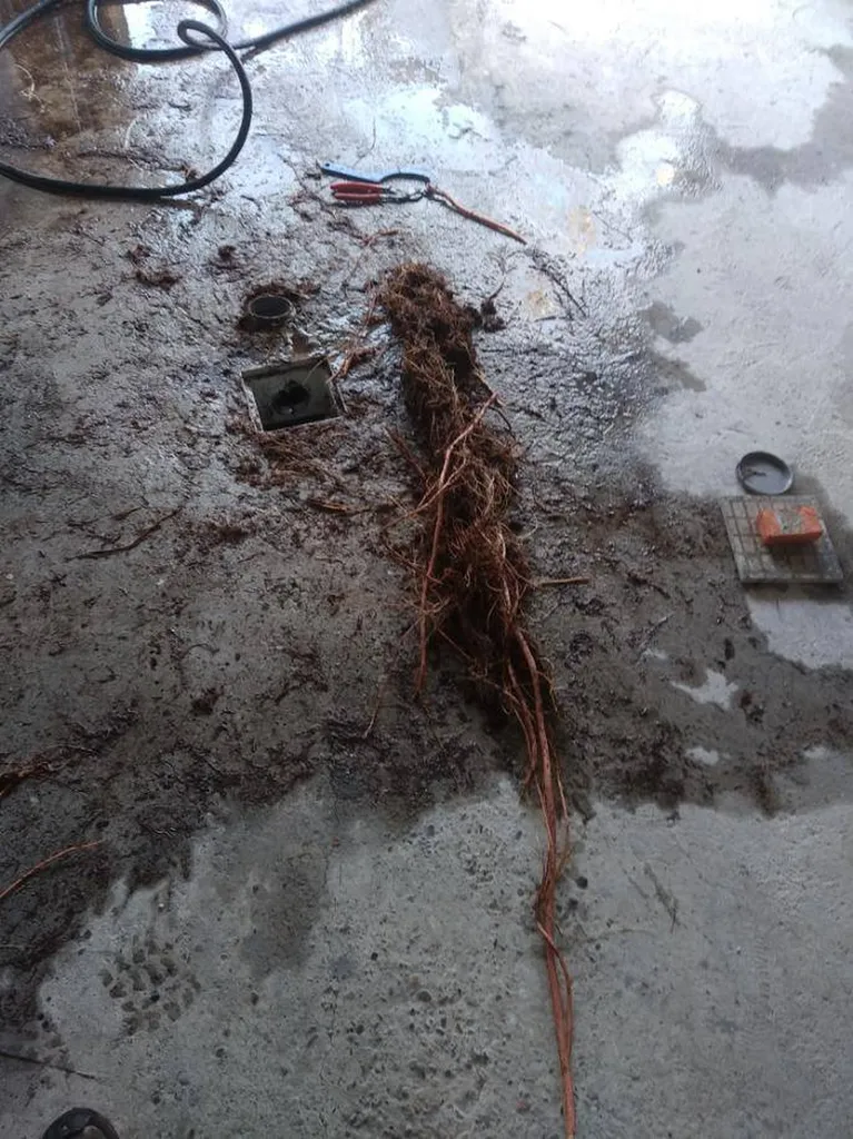 Canalisation bouchée près de Meyrargues ? Quel professionnel choisir