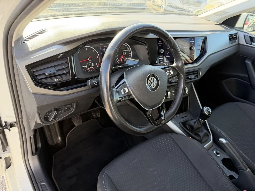 Volkswagen Polo occasion proche Le Havre : découvrez cette Polo 1.6 TDI 95 Business Lounge disponible chez Caudebec Automobiles