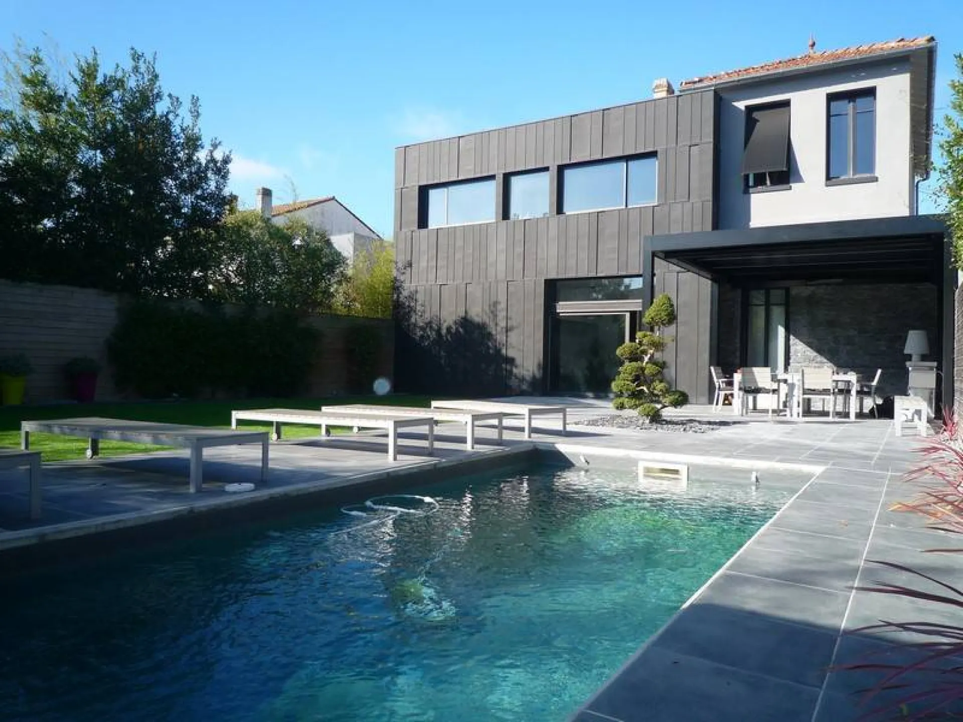 Vendue Maison Rénovée entre Grand Lebrun et Primrose Bordeaux Caudéran  avec extension et jardin