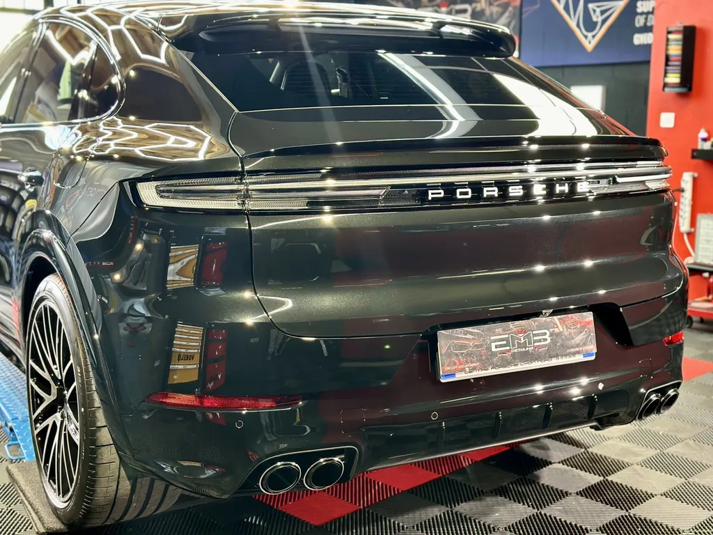 DETAILING auto protection carosserie traitement céramique lyon Porsche Cayenne 