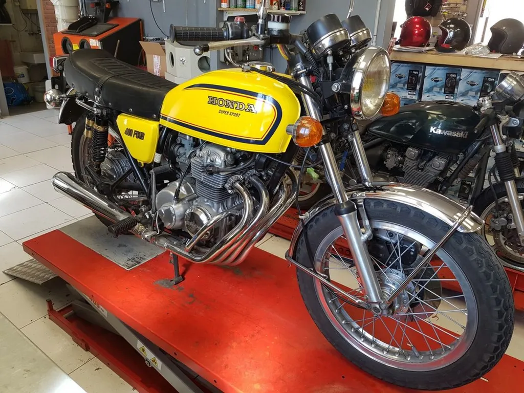 HONDA 400 FOUR