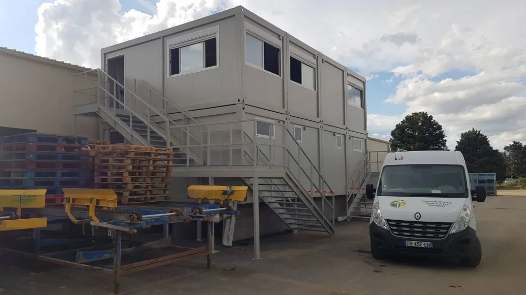 Location de structure modulaire pour la société de traitement des eaux Pignard à Joux à l'ouest de Lyon