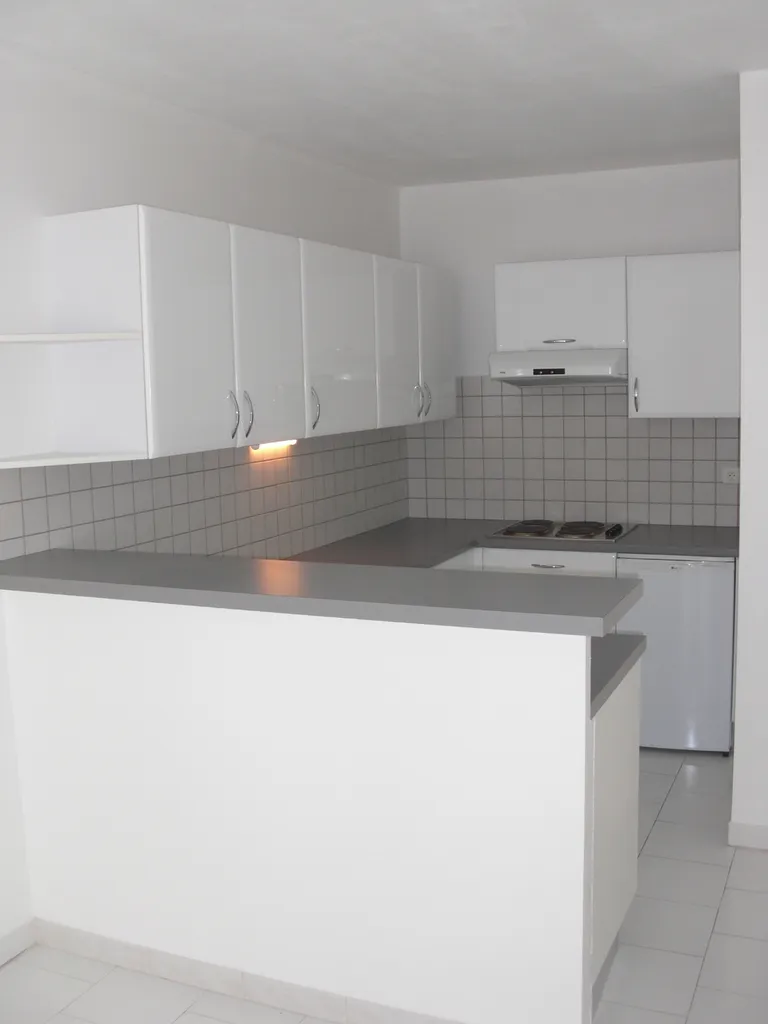 A vendre type 2 dans résidence à Cassis