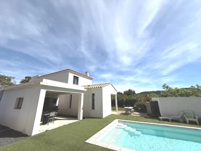Villa moderne de type 5 à vendre à Roquefort la Bédoule