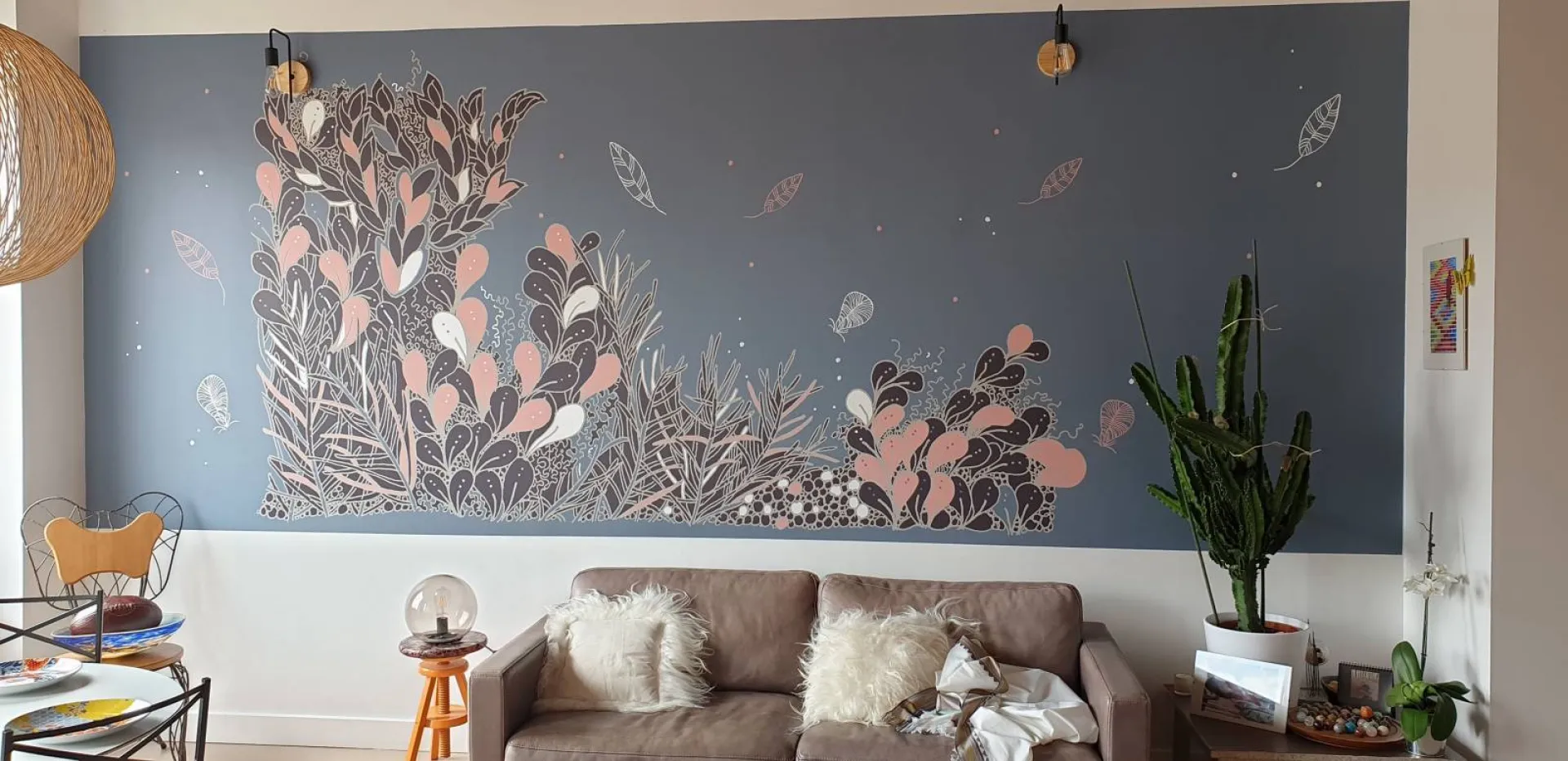 Impression d'une fresque inspirée de dessins méditatifs végétaux pour décorer un appartement à Croix-Rousse