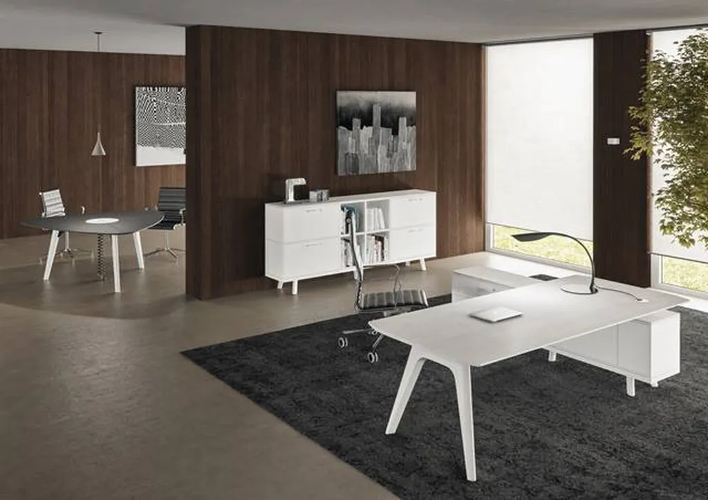 Bureau en verre trempé au design moderne avec retour sur desserte à Alès