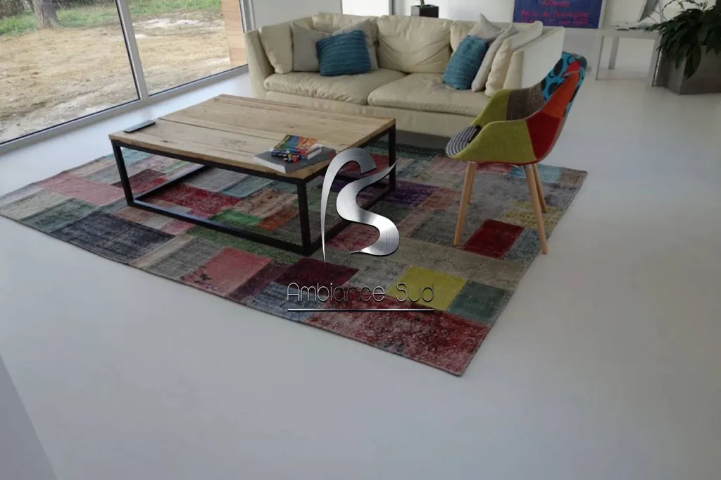 SOL EN BETON CIRE COULE SUR ALES 30 DANS LE GARD