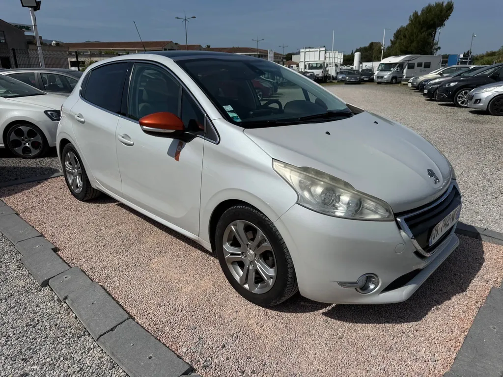 PEUGEOT 208 1.6 VTI 120CV ROLAND GARROS 