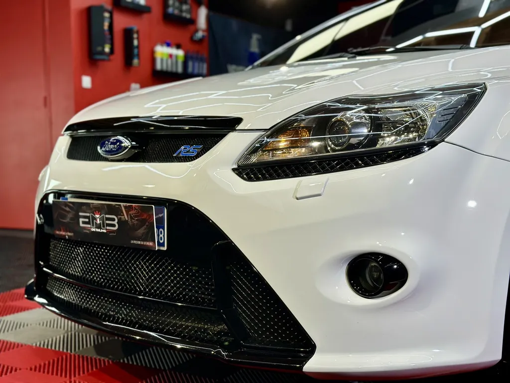 rénovation carrosserie lyon spécialiste du traitement céramique ouest lyonnais 