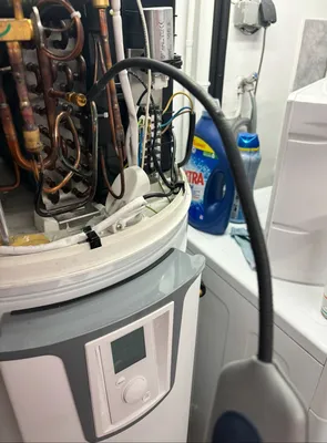 Entretien complet d’un ballon d’eau chaude thermodynamique à Villemomble

