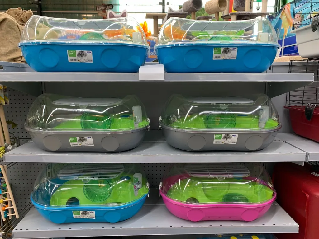 Vente de cages à oiseaux et de cages pour rongeurs