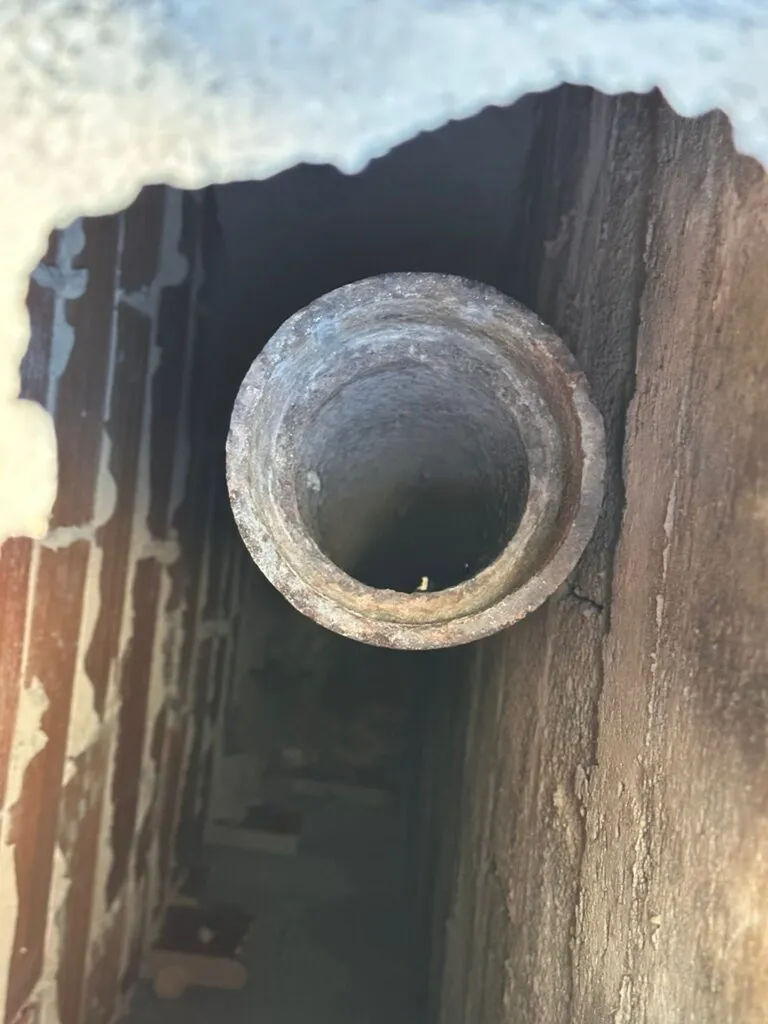 Travaux de réhabilitation de canalisations EU (Eaux Usées) sur une copropriété en corde, une première pour Resitech !