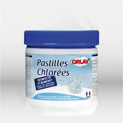 Pastilles chlorées désinfectantes utilisées pour le nettoyage et la désinfection des surfaces professionnelles à Mont-de-Marsan, Landes (40), Nouvelle-Aquitaine, disponibles partout en France.