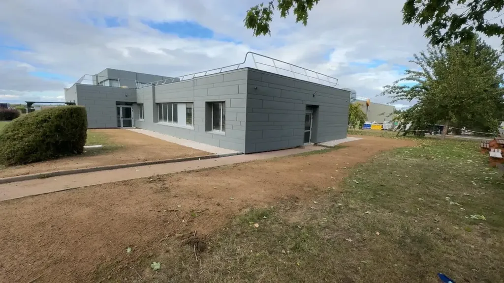 Isolation Thermique de Bâtiments et Bureaux à Évreux (27) : Performance et Économies