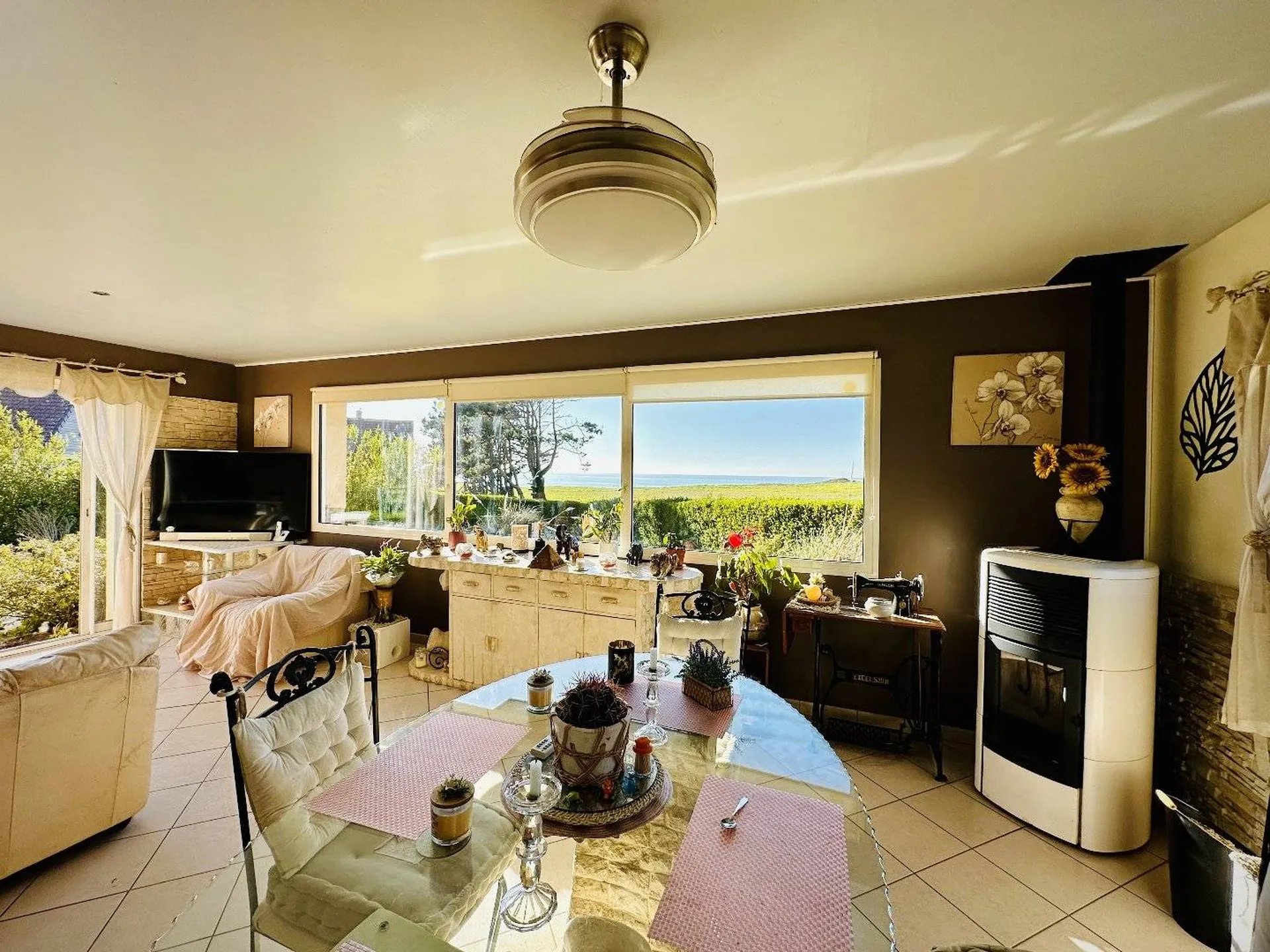 Vends maison de bord de mer accès plage à pied