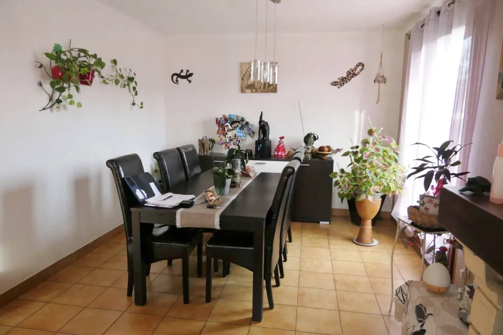 Où trouver pavillon avec sejour/salon cheminée insert proche Elbeuf 76500