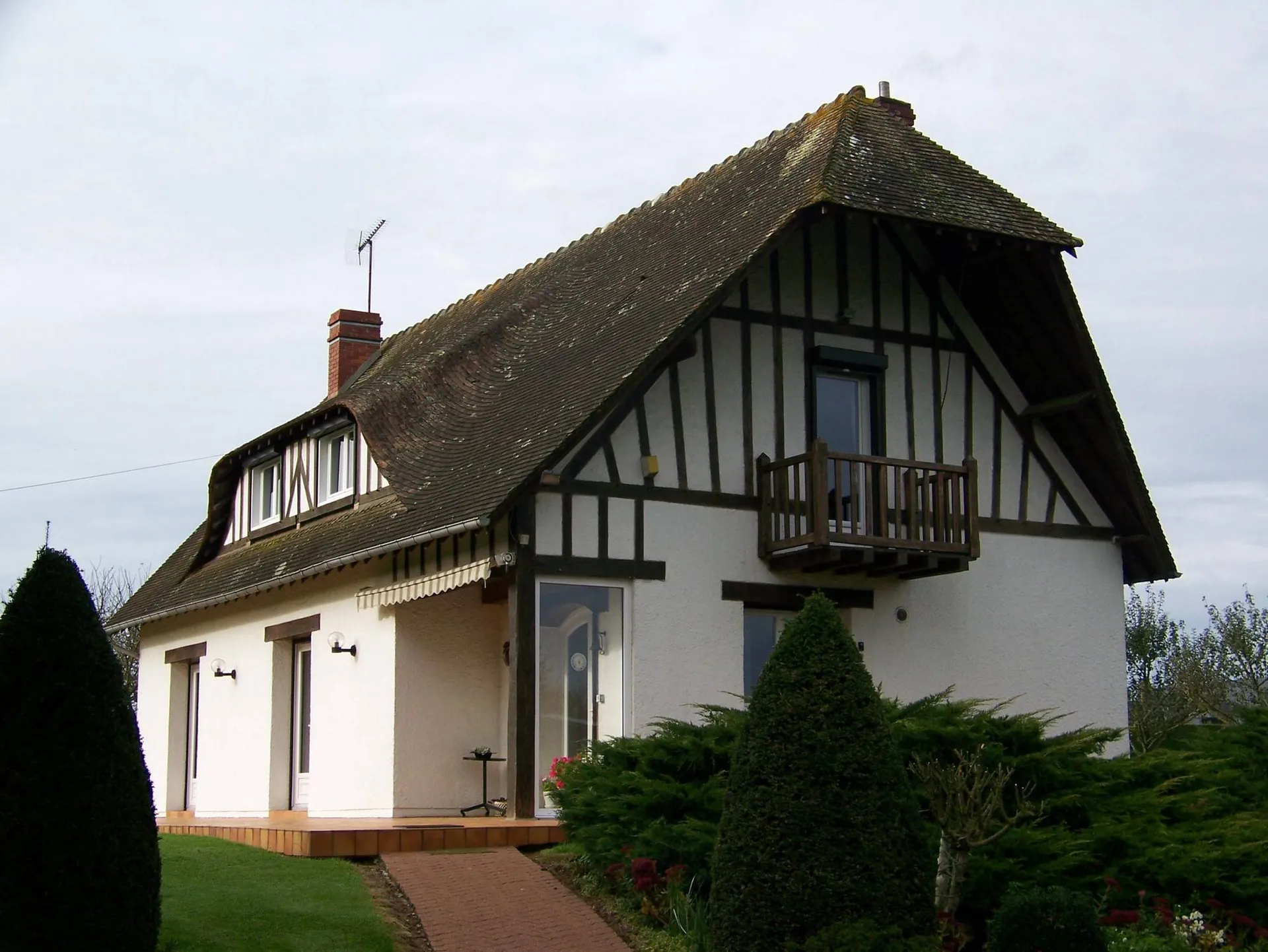 A vendre maison contemporaine et sa dépendance en Normandie 14