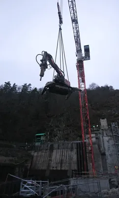Location d'un robot de démolition Brokk 2 tonnes à Lyon en Rhône Alpes