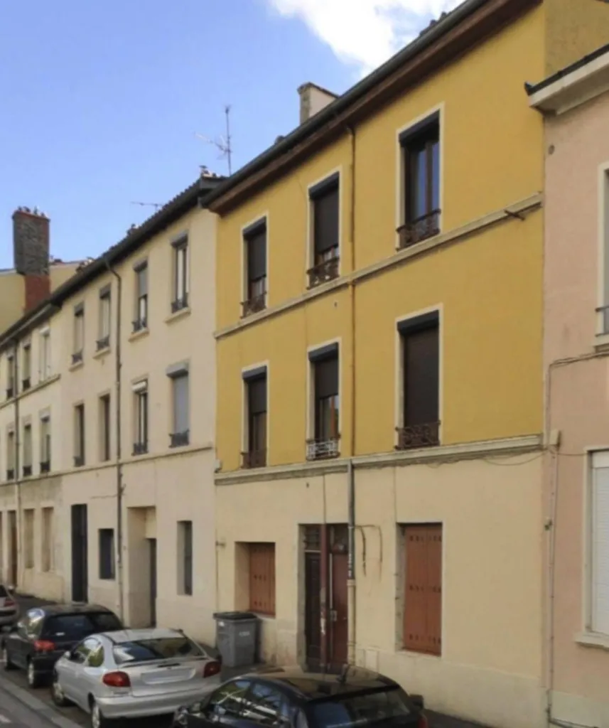 Vente d'un appartement T2 à forte demande locative au sein d'une copropriété rénovée à Lyon 8