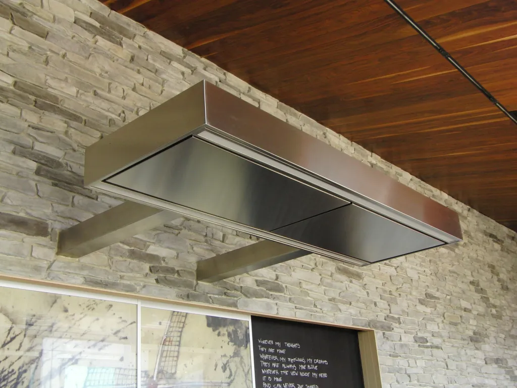 Hotte murale Kilpalie sur mesure