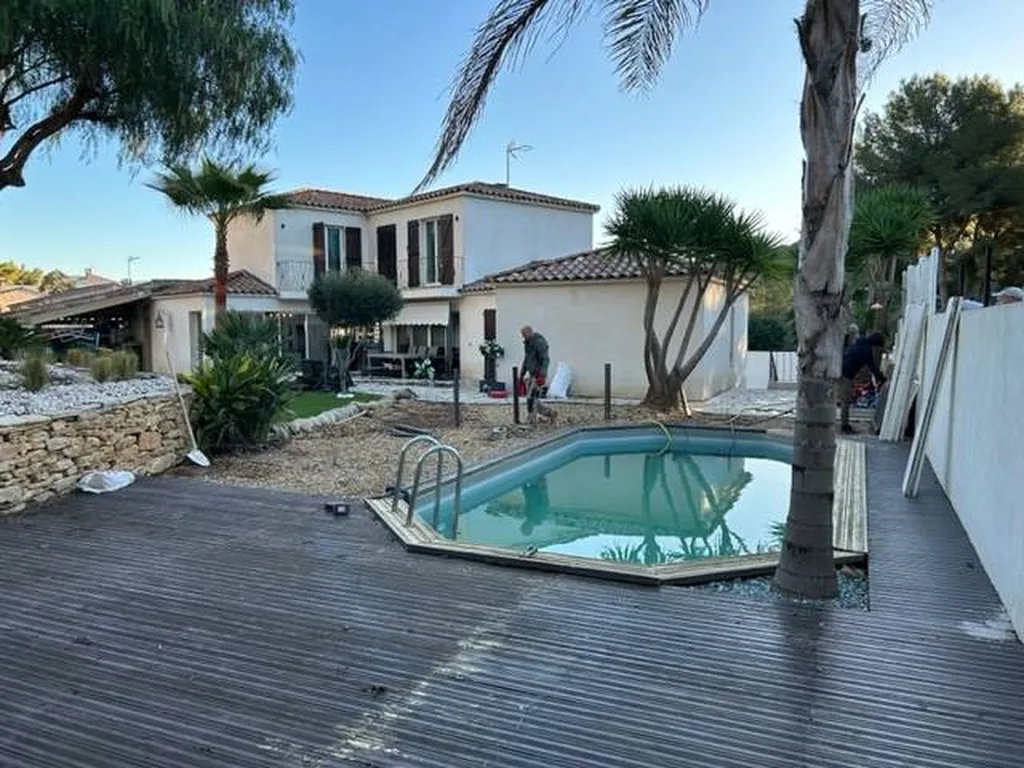 Terrasse en bois à La Seyne-sur-Mer