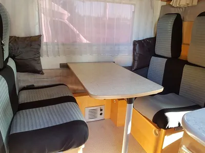 VENDU CAMPING CAR CHAUSSON WELCOME 28 CAPUCINE BLEU 6 COCHAGES