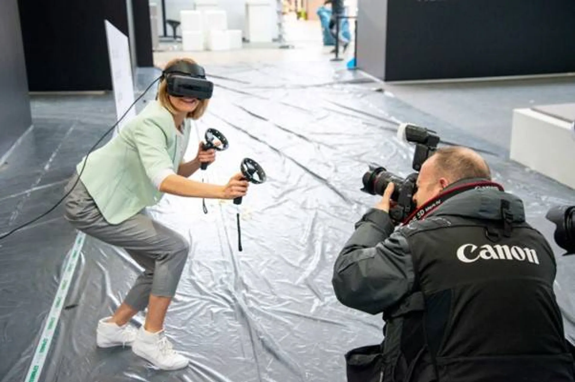Organisation d'une activité team building réalité virtuelle en équipe à Bordeaux et Biarritz