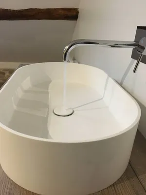 vasque à poser corian blanc mat au mont d'or
