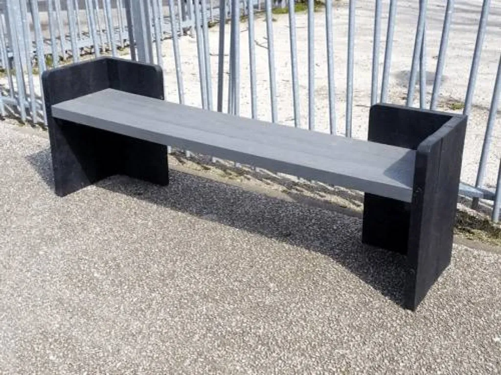 Mobilier urbain en plastique recyclé fabricants Français