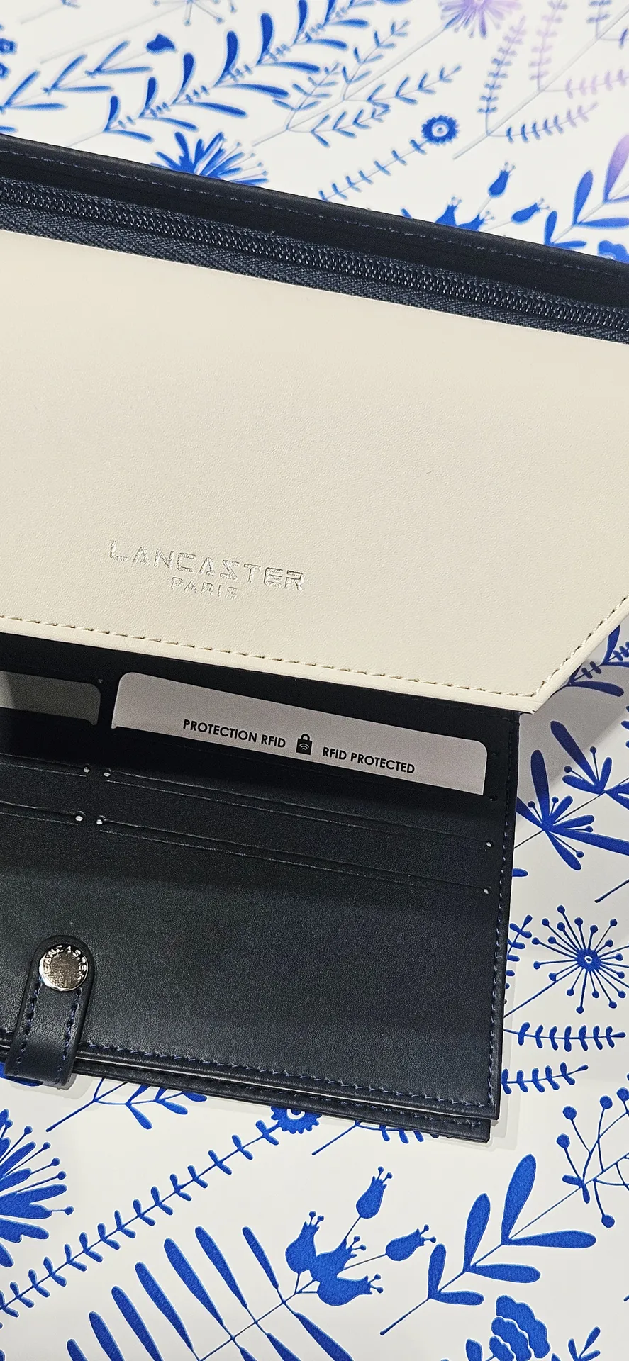 Compagnon Lancaster disponible chez Evasion à Eu