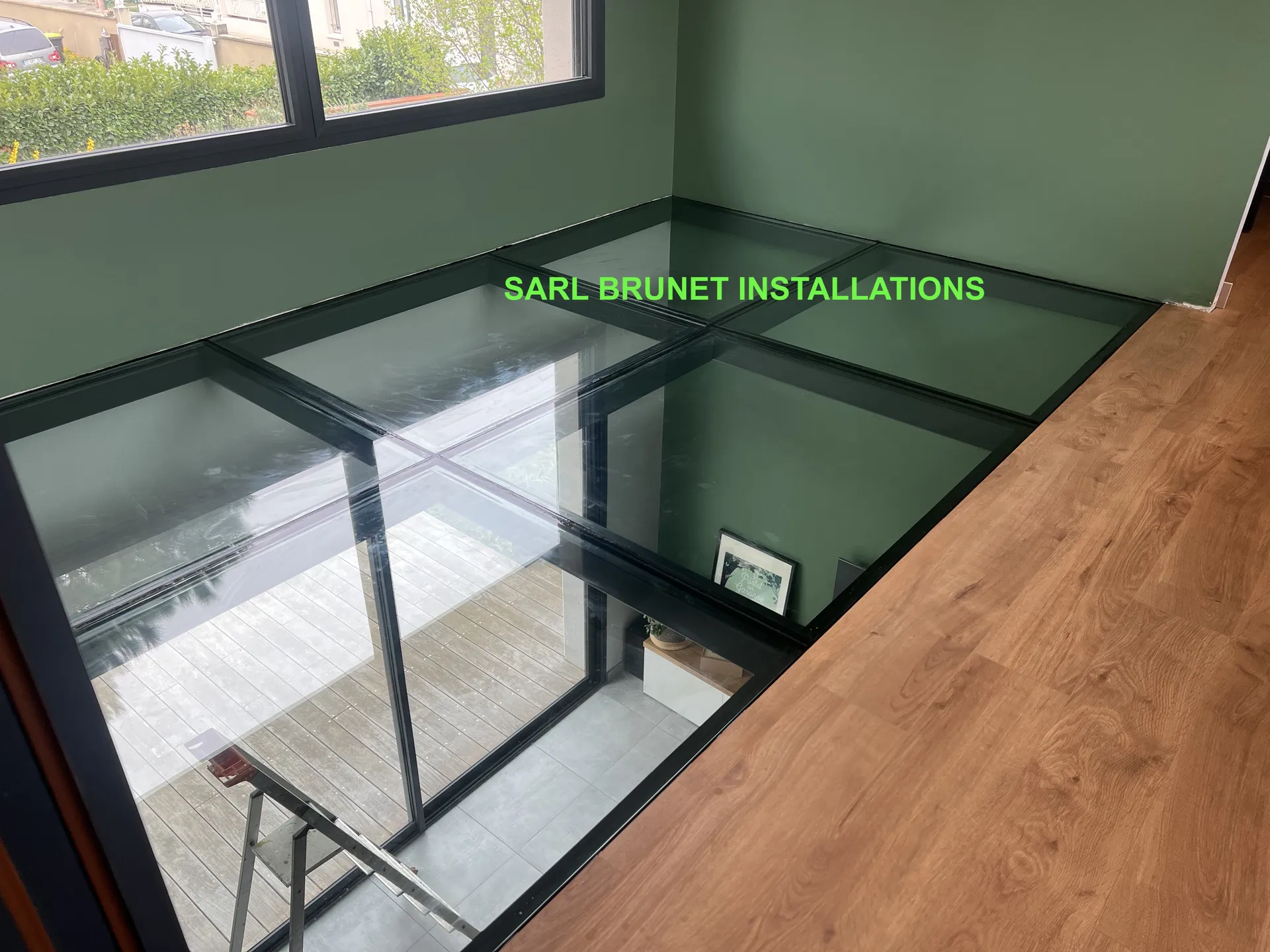 Artisan vitrier plancher en verre Toulouse
