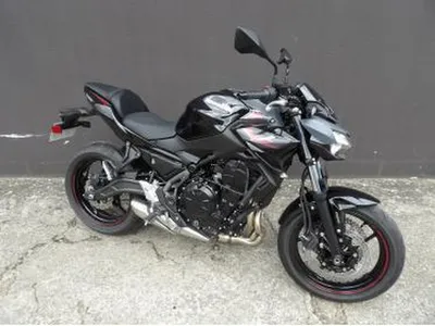 Moto KAWASAKI Z650 neuve 2025 avec ABS, 47CV, 1005 km et garantie constructeur à Villeneuve-Saint-Georges 94190