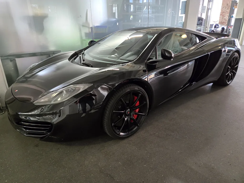 McLaren de prestige vendue par Asphalte Diffusion – importation européenne réussie en Gironde