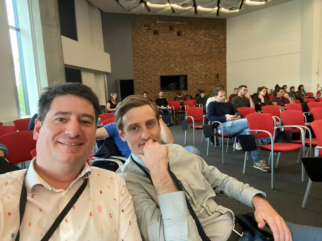 Docteur Julien Beldame et Docteur Matthieu Lalevée, chirurgiens orthopédistes au congrès de l'AFCP 2023