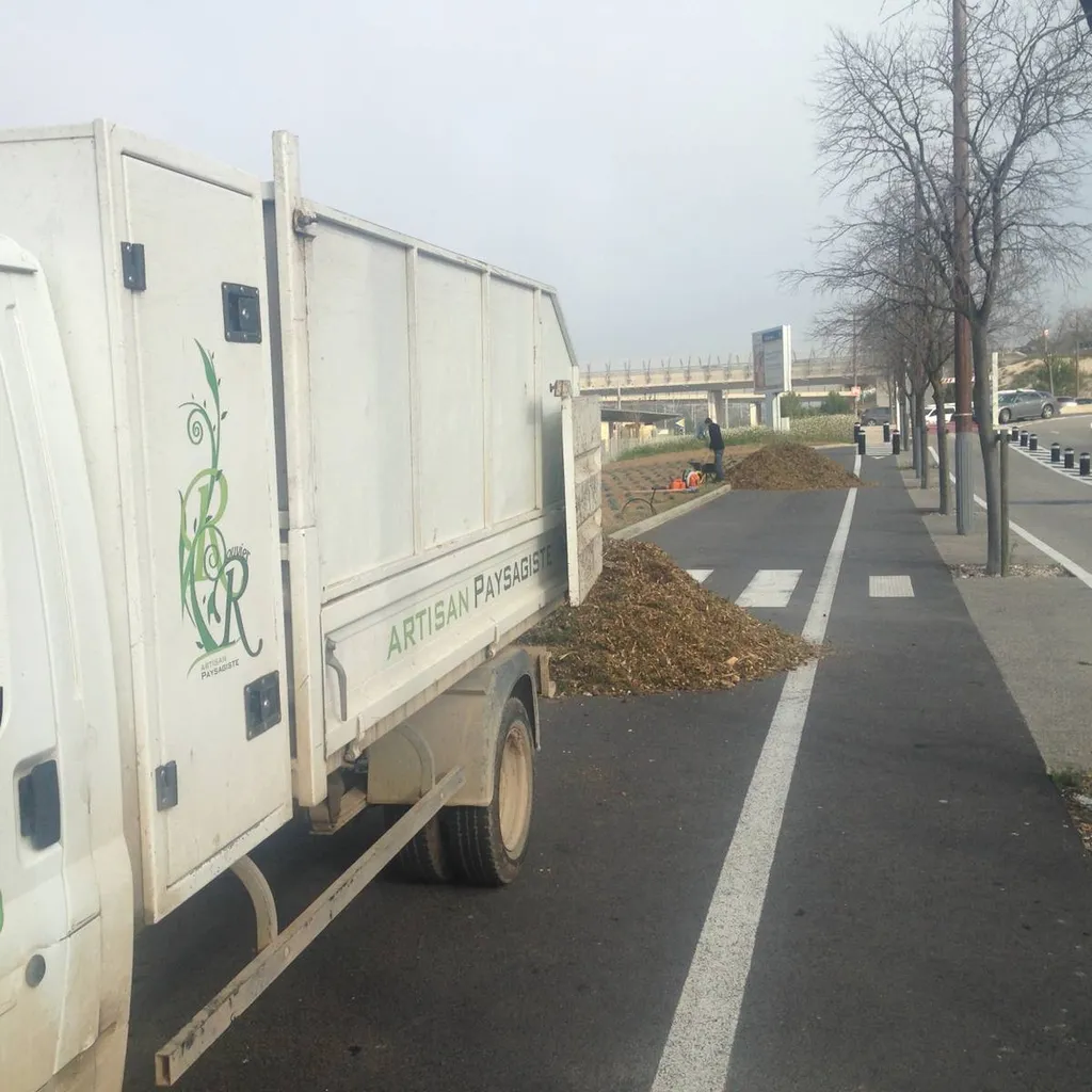 Paysagiste et entretien de jardins à Trets, Peynier, Rousset et Fuveau : Les Jardins de Romain