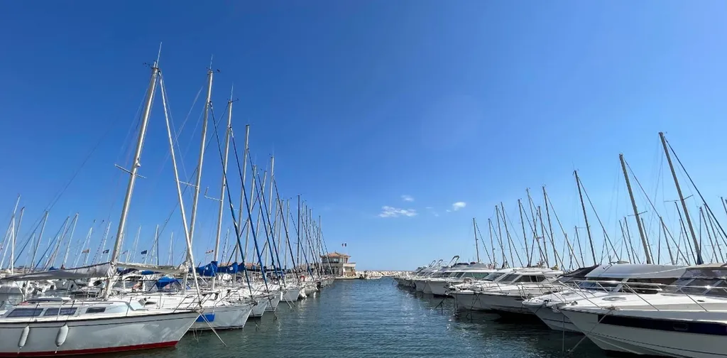 Port de La Londe les Maures, Miramar et Maravenne en région PACA