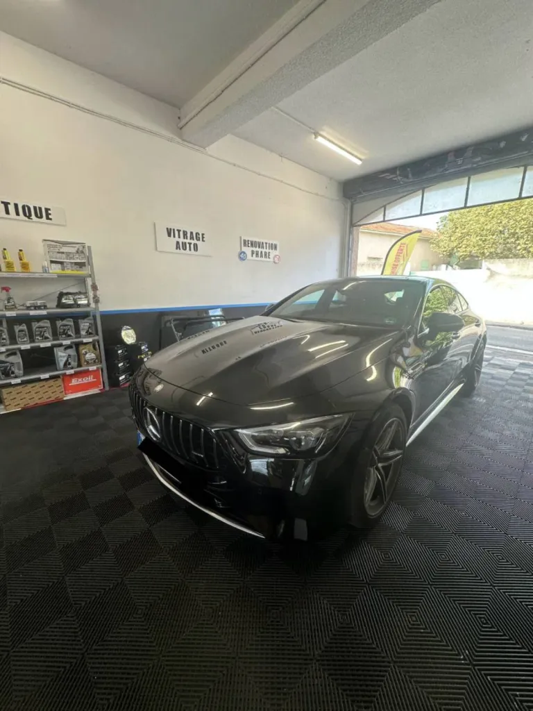 Nettoyage intérieur complet pour Mercedes AMG à Marseille 13013 avec finition haut de gamme