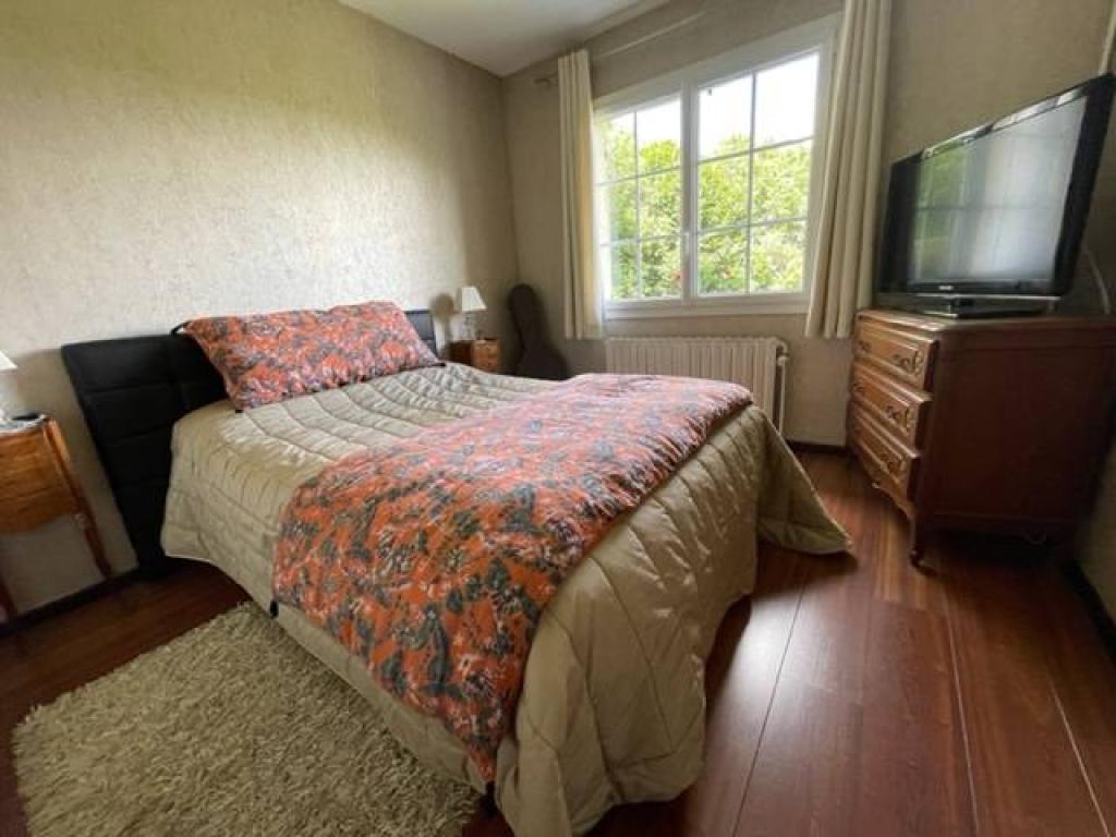 pavillon avec  sous sol total