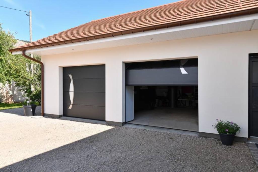 Porte garage sectionnelle Salon-de-Provence