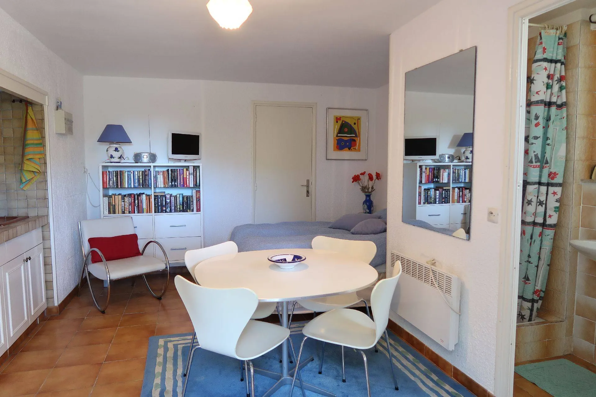 Cassis maison villa vue mer, piscine, garage et studio dans parc sécurisée au calme proche plage   