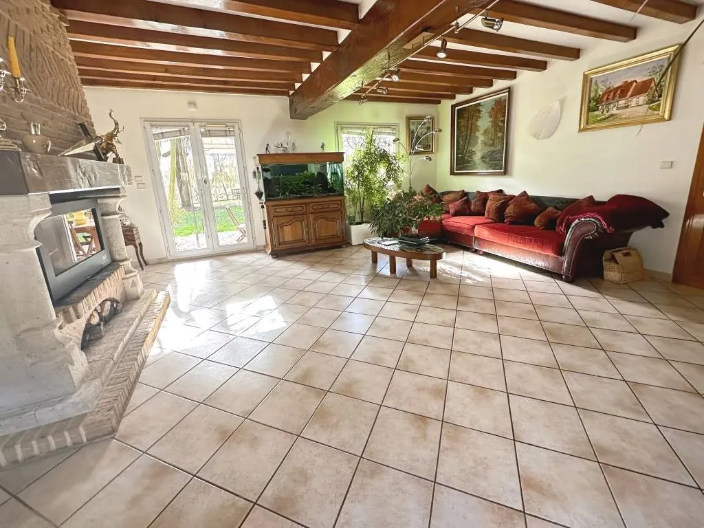 A vendre maison de 185 m² édifiée sur 2023 m² de terrain sur la commune de ORIVAL 76500