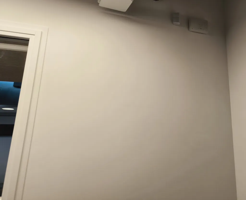 Radar intrusion et micro d'écoute