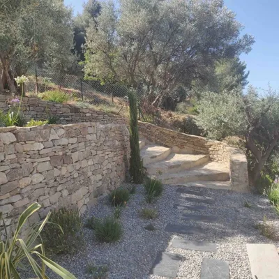 Aménagement extérieur, jardin avec piscine avec un Architecte paysagiste sur Aix-en-Provence
